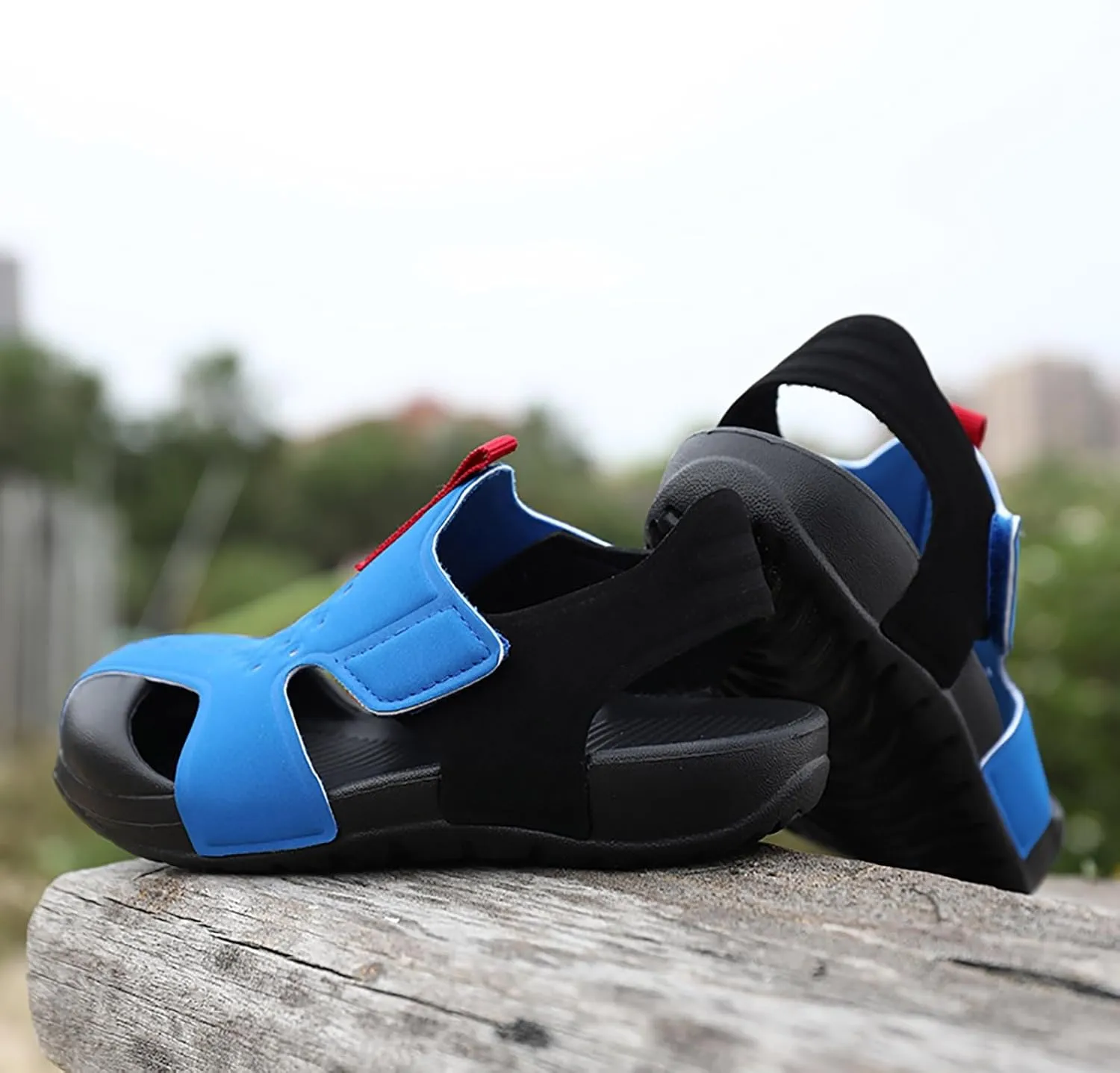 2025 Kids Sandals Breathable Indoor/Outdoor Sport Sneakers Comfortable Beach Vacation Slippers Fashion Boy Girls Non-Slip Walking Footwear with Ankle Strap Summer Slip-On Slides