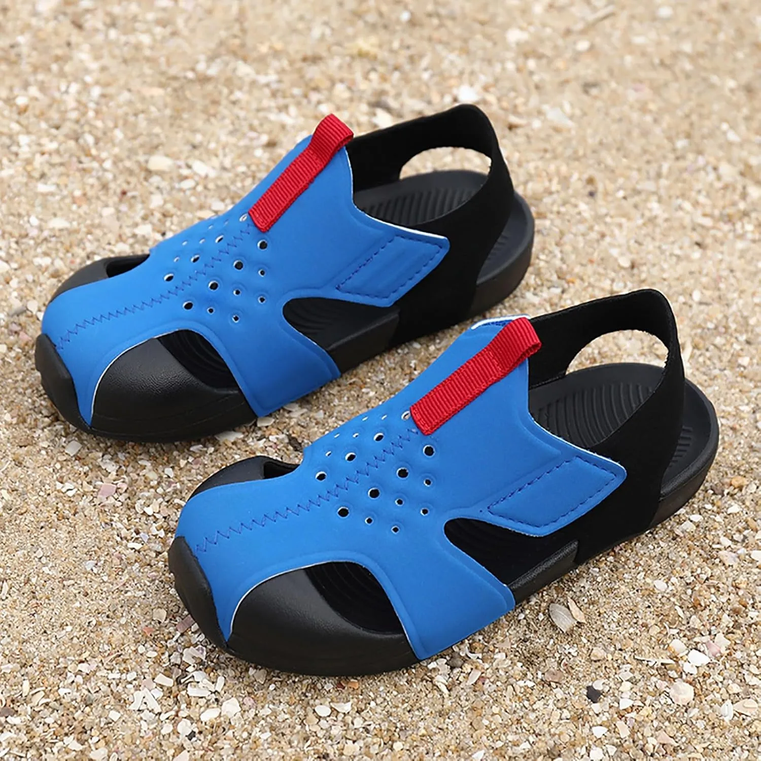 2025 Kids Sandals Breathable Indoor/Outdoor Sport Sneakers Comfortable Beach Vacation Slippers Fashion Boy Girls Non-Slip Walking Footwear with Ankle Strap Summer Slip-On Slides