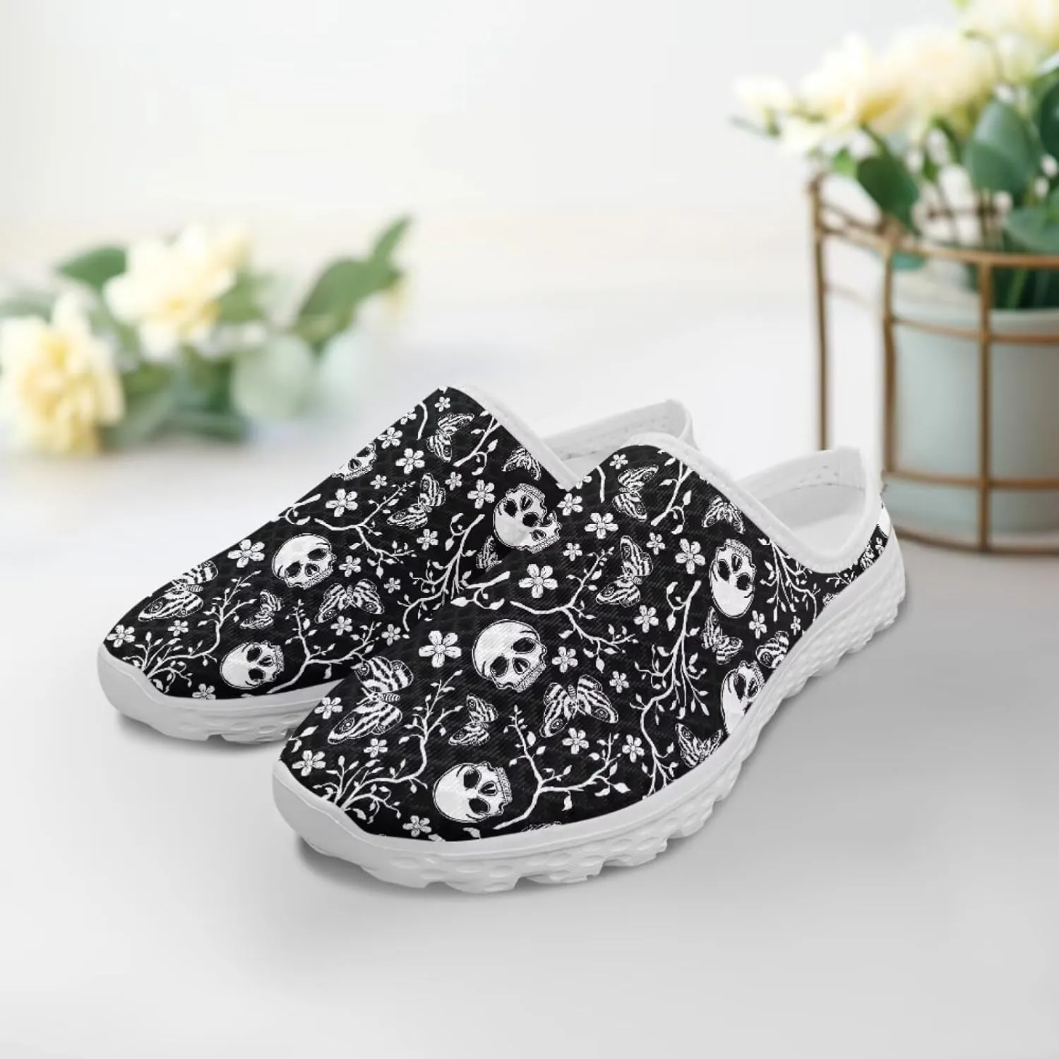Art Skull Design Women Mesh Mules Memory Foam Flat Anti-Slip Fashion Sneakers Comfortable Slip-On Mule Garden Shoes