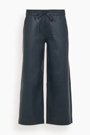 Cropped Baggy Pants in Midnight