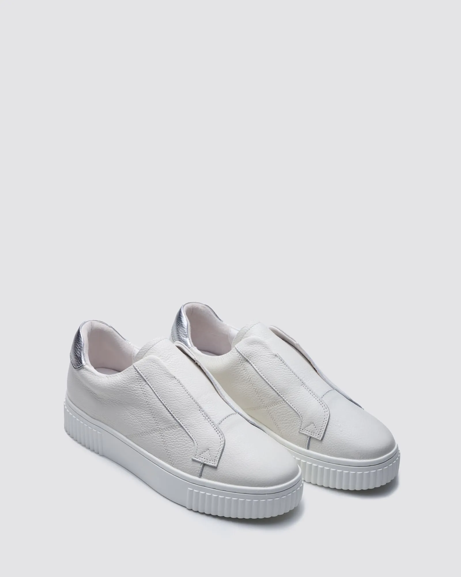 INSTEP SNEAKERS ALMOND LEATHER