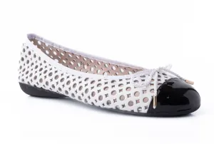PAUL MAYER - BRANDY - SIZE 8 - PATENT BLACK NAPPA WHITE