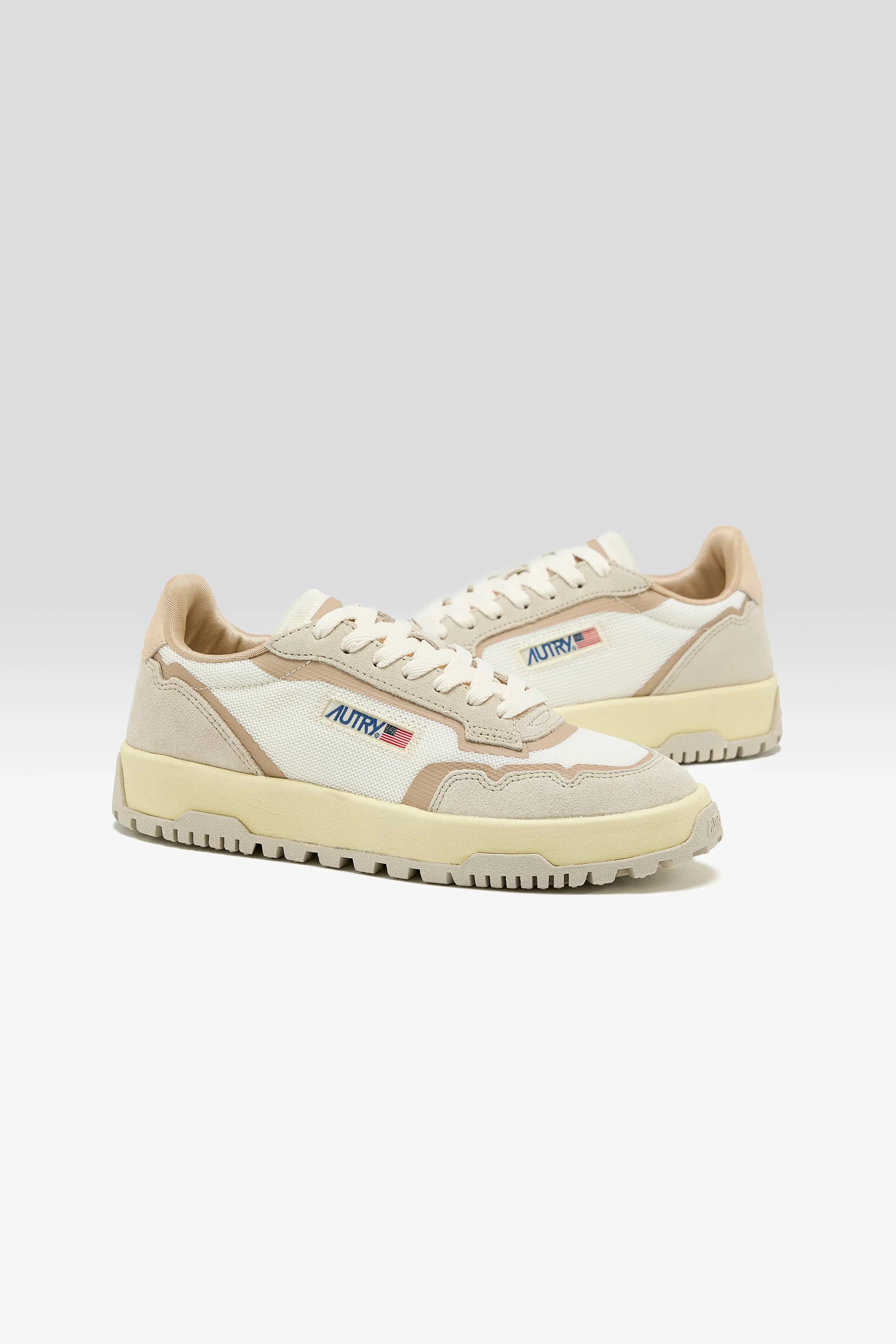 Wildpace Low for Women  (251 / W / SILVER)