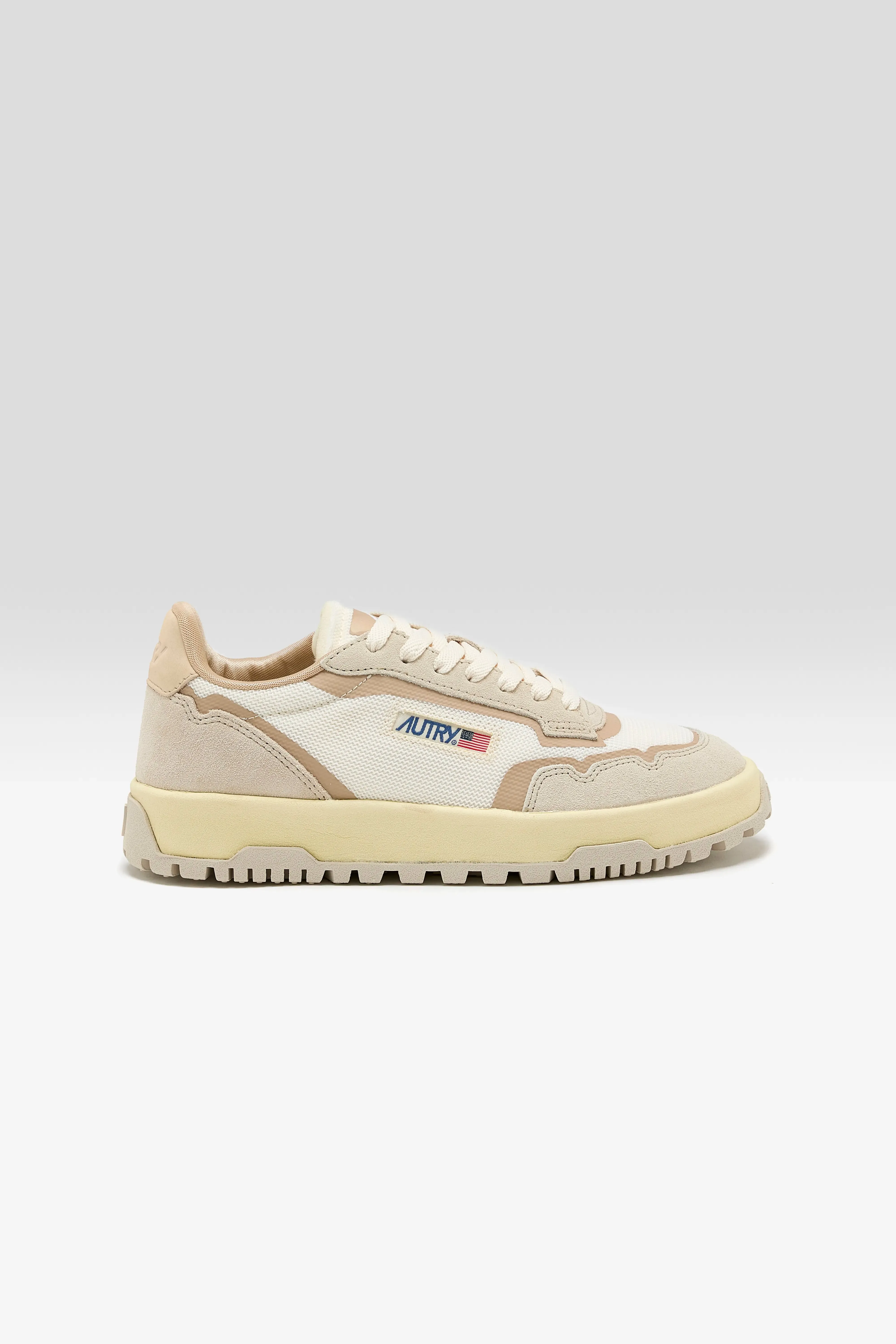 Wildpace Low for Women  (251 / W / SILVER)