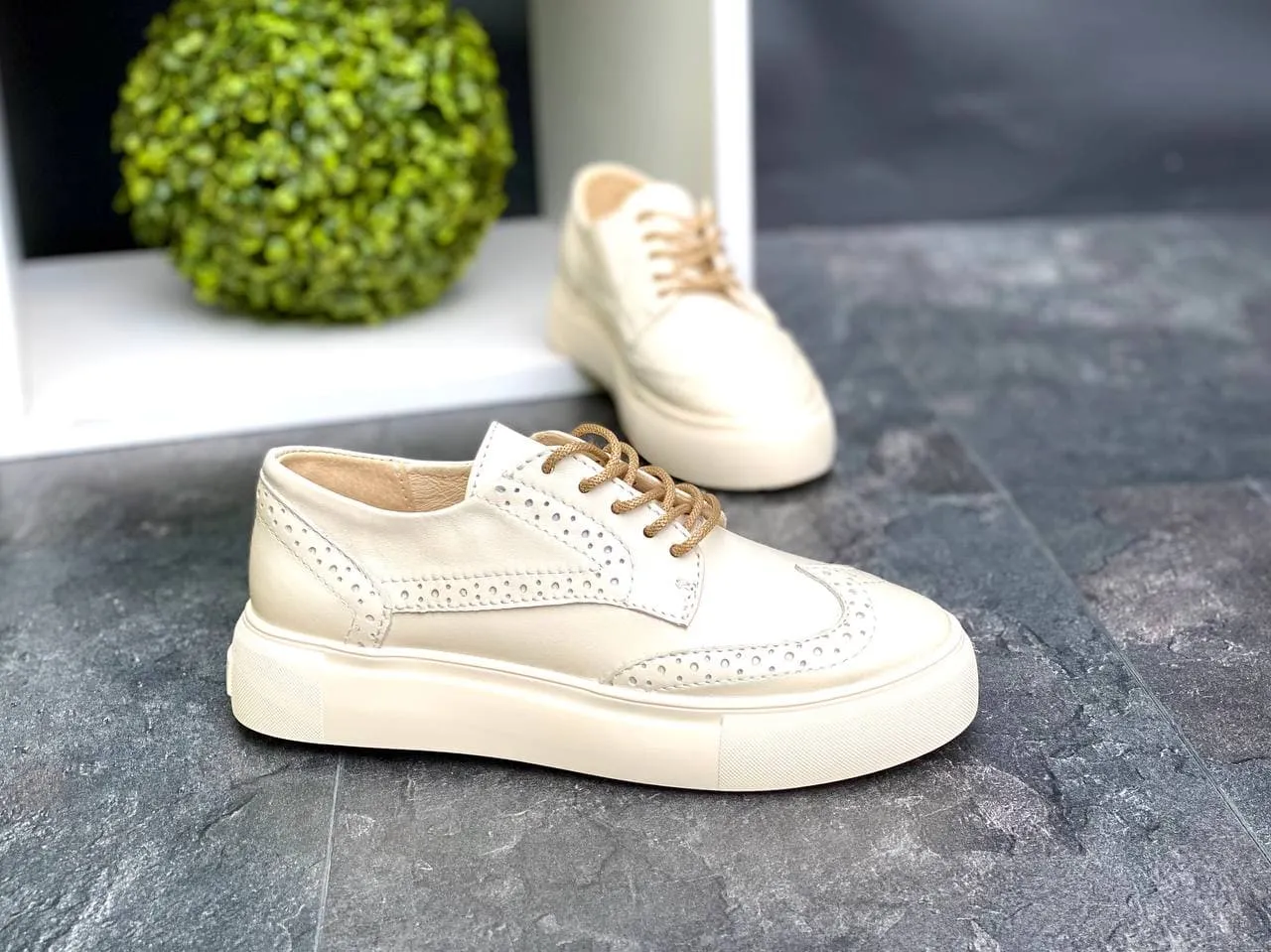 Women Leather Loafers Oxford Ivory