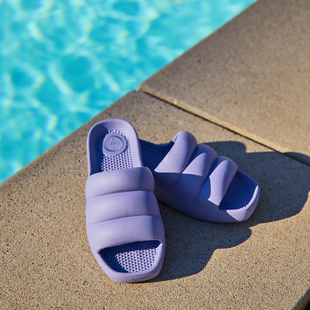 Women's Molded Puffy Slide with Everywear®
